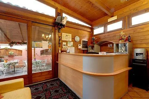 Hotel Il Castelletto Rome 2*,  Italy