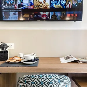 2* Hotel A World Aparts - Barberini Boutique