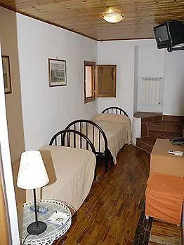 **  Hotel Il Castelletto Roma Italia